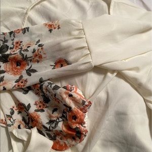 Floral print crop blouse